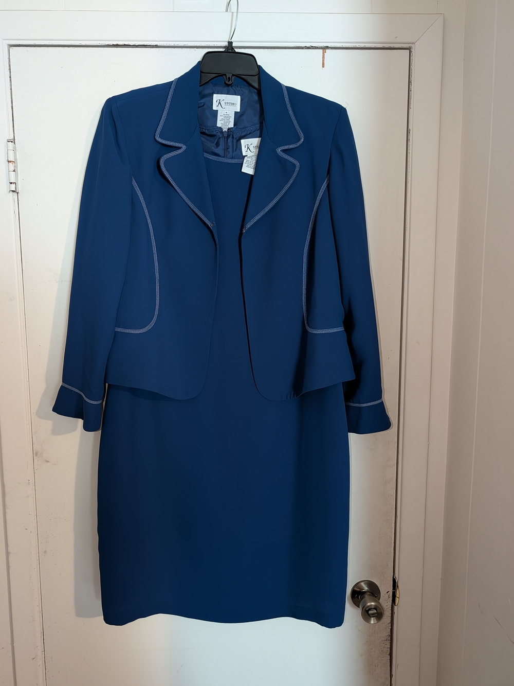 Kasper Women's Navy Blue Two-Piece Dress Jacket Set with Contrast Piping
